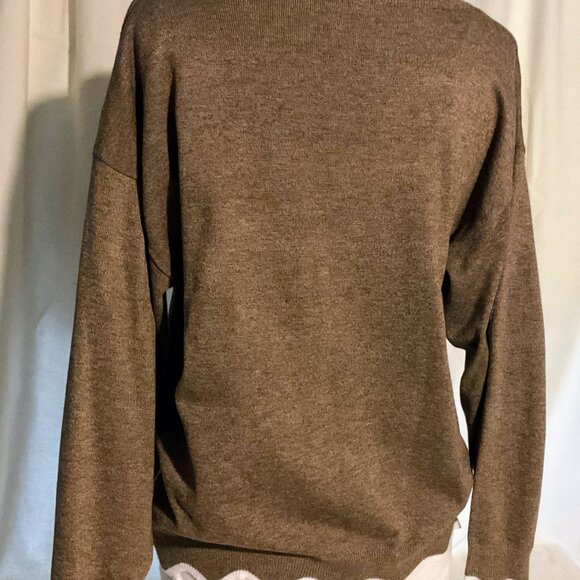 SOPHISTICATED! Italian Merino Wool Sweater - Picture 6 of 6